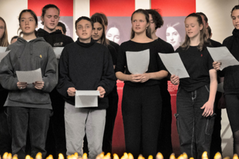 50 PR-Kontakte für Schüleraustausch Gedenkprojekt